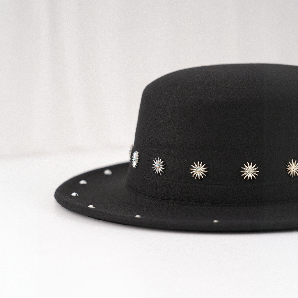 DinGora Unisex Wide Brim Flat Top Fedora Hat with Star Stud Accents – Black